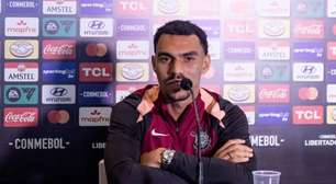 Matheuzinho defende Diniz no Corinthians: "Trabalho precisa de tempo"