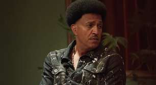 Mano Brown aconselha rappers a não escreverem no celular: "faz seu caderno"