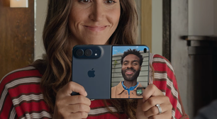 A partir de R$ 21.999, tela dobrável de 7,6 polegadas, estrutura de titânio, até 44 horas de bateria; Apple anuncia iPhone Duo e web faz previsão: 'Essa aberração vai flopar tanto'