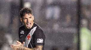 Números de Alan Saldivia mostram por que zagueiro foi destaque do Vasco contra o Santa Fe