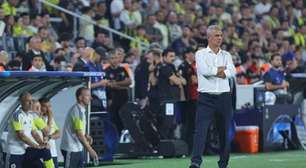 Presidente do Fenerbahçe confirma permanência do técnico após pedido de demissão