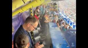 Vídeo: temporal alaga tribuna da imprensa no reformado Camp Nou