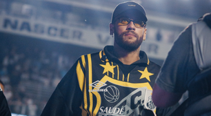 Neymar provoca torcida do Atlético-MG: 'Eu sem joelho sou melhor que todo mundo do seu time'
