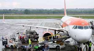 Incêndio em avião fecha temporariamente aeroporto de Milão