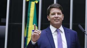 De ator da Globo a secretário de Bolsonaro: Quem é Mario Frias, alvo de operação da PF