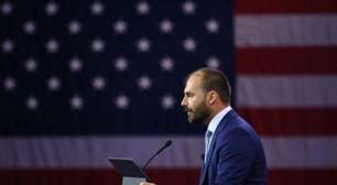 PF aponta que Eduardo Bolsonaro orientou gestão nos EUA de dinheiro destinado a 'Dark Horse'