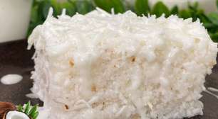 Cuscuz de tapioca zero lactose com bastante coco, que fica leve, saudável e muito saboroso