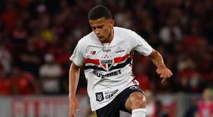 Jogador do São Paulo é expulso no clássico contra o Palmeiras