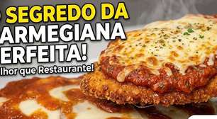 Bife à parmegiana suculento, um prato principal perfeito para o almoço de domingo da família