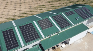 Uma unidade de processamento de pistache tornou-se uma ilha energética: 136 painéis solares e 108 kWh de baterias