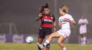 No jogo de ida das semifinais do Brasileirão Feminino, São Paulo vence de virada o Flamengo