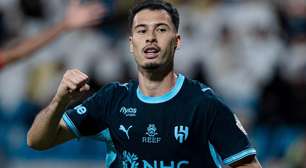 Martinelli faz hat-trick e mantém Al-Hilal na liderança saudita