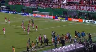 Confusão em dose dupla marca Chapecoense x Internacional