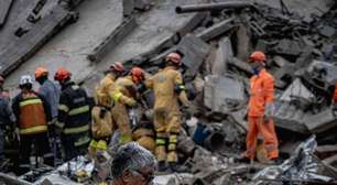 Sobe para 3 número de mortos após prédio em construção desabar sobre casa em SP