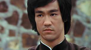 Bruce Lee, ator: "Esperar que a vida te trate bem porque você é uma boa pessoa é como esperar que um tigre não te coma porque você é vegetariano"