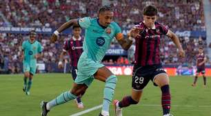 Raphinha iguala feito de Messi em início de temporada do Barcelona em LaLiga