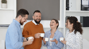 Empresas terceirizam o café para simplificar a rotina dos escritórios