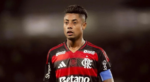 Bruno Henrique celebra 200 jogos no Maracanã e sai do banco para decidir contra o Corinthians