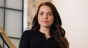 Adriana volta rica e surpreende Pilar ao assumir posto na joalheria em 'Quem Ama Cuida'
