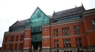 Britânico confessa ter drogado e estuprado esposa por mais de duas décadas