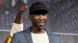 Após cancelamento pela Marvel, Mahershala Ali usou treinamento de Blade para novo filme de ação: "Eles pagaram"