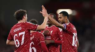 Liverpool vence Tottenham em duelo de Big-Six e avança na Copa da Liga