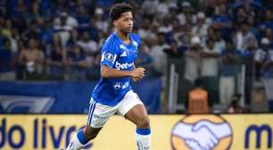Zé Lucas pode ganhar vaga de titular do Cruzeiro no Brasileiro