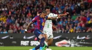 Barcelona faz 7 a 2 com hat-trick de Raphinha e golaço de Gabriel Jesus