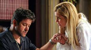 'Avenida Brasil 2': Murilo Benício posa com Adriana Esteves: 'Voltamos'; veja