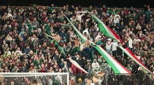 Vídeo: Torcida invade o gramado após Platense x Fluminense