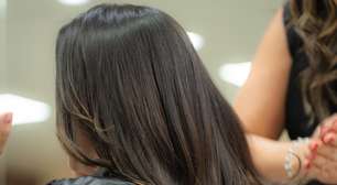 Cabelo espelhado ganha destaque na estética capilar