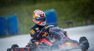 Max Verstappen encara desafio contra 100 adversários em corrida de kart