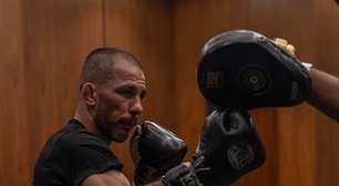 Pantoja explica confusão durante coletiva do UFC 331: "Sou dos anos 90"