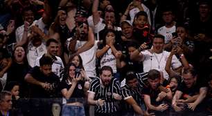 Corinthians resolve pendência milionária com elenco