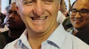 Irmão de Bolsonaro diz a jornal que Flávio 'não arrasta multidões'