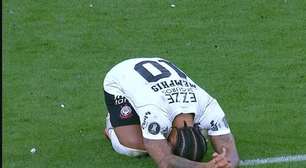 Depay vira motivo de piada após perder pênalti e Corinthians ser eliminado da Libertadores