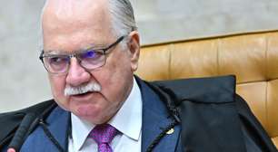 Fachin adia julgamento de processo envolvendo André Mendonça no STF