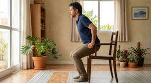 Os exercícios mais indicados para fazer em casa para evitar a rigidez muscular após os 40 anos