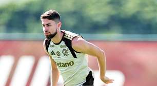 Jorginho se manifesta após expulsão e elogia elenco e torcida do Flamengo: "GIGANTES"