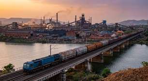 A Índia colocou em operação seu primeiro trem de sal com contêineres de aço inoxidável: a tecnologia permite carregar por cima, descarregar pela lateral e reduzir os problemas de corrosão no transporte ferroviário