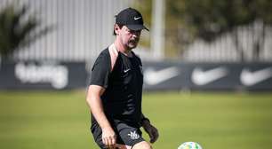 Fernando Diniz não conta com trio em treino do Corinthians