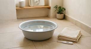 Como fazer um escalda-pés em poucos minutos para criar um ritual confortável e aliviar as dores de um dia corrido