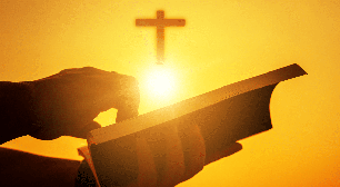 Busca proteção espiritual? Conheça 3 salmos para afastar o mal