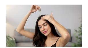 Os especialistas em cabelo concordam: 'A máscara ou o óleo capilar devem ser aplicados no cabelo seco para que sejam melhor absorvidos e tenham uma ação mais profunda'