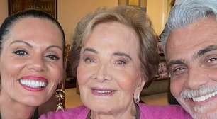 Um mês sem Glória Menezes: nora da atriz compra o perfume importado usado pela veterana e faz emocionante relato sobre luto. 'Quando eu borrifei um pouco, senti uma espécie de delicadeza'