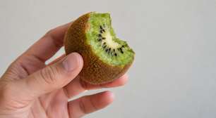 A fruta que pode ajudar a reduzir o inchaço quando entra no café da manhã