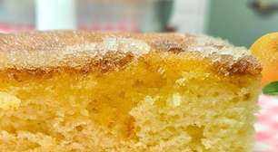 Bolo de laranja com calda e casquinha doce super fofinho e perfumado, perfeito para a hora do café