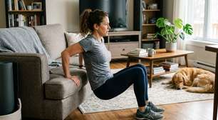 Treino simples para fazer em casa: 2 exercícios com o peso do corpo que trabalham pernas, braços e abdômen