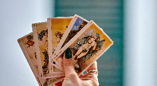 Tarot semanal: previsão para os signos de 21 a 27 de setembro de 2026