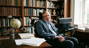 Citação do dia, de Stephen Hawking: "Por mais difícil que a vida possa parecer, sempre há algo que você pode fazer e ter sucesso. O importante é não desistir."